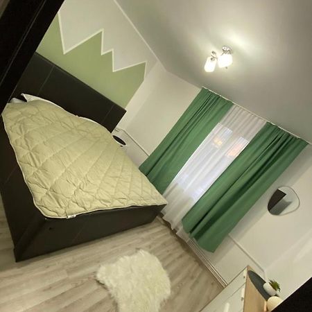 Apartmán Cazare Petroşani Exteriér fotografie