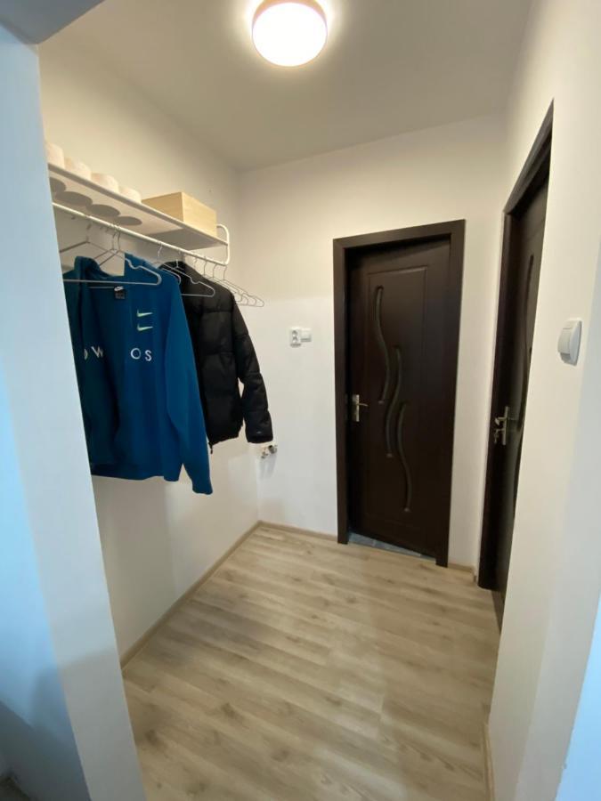 Apartmán Cazare Petroşani Exteriér fotografie
